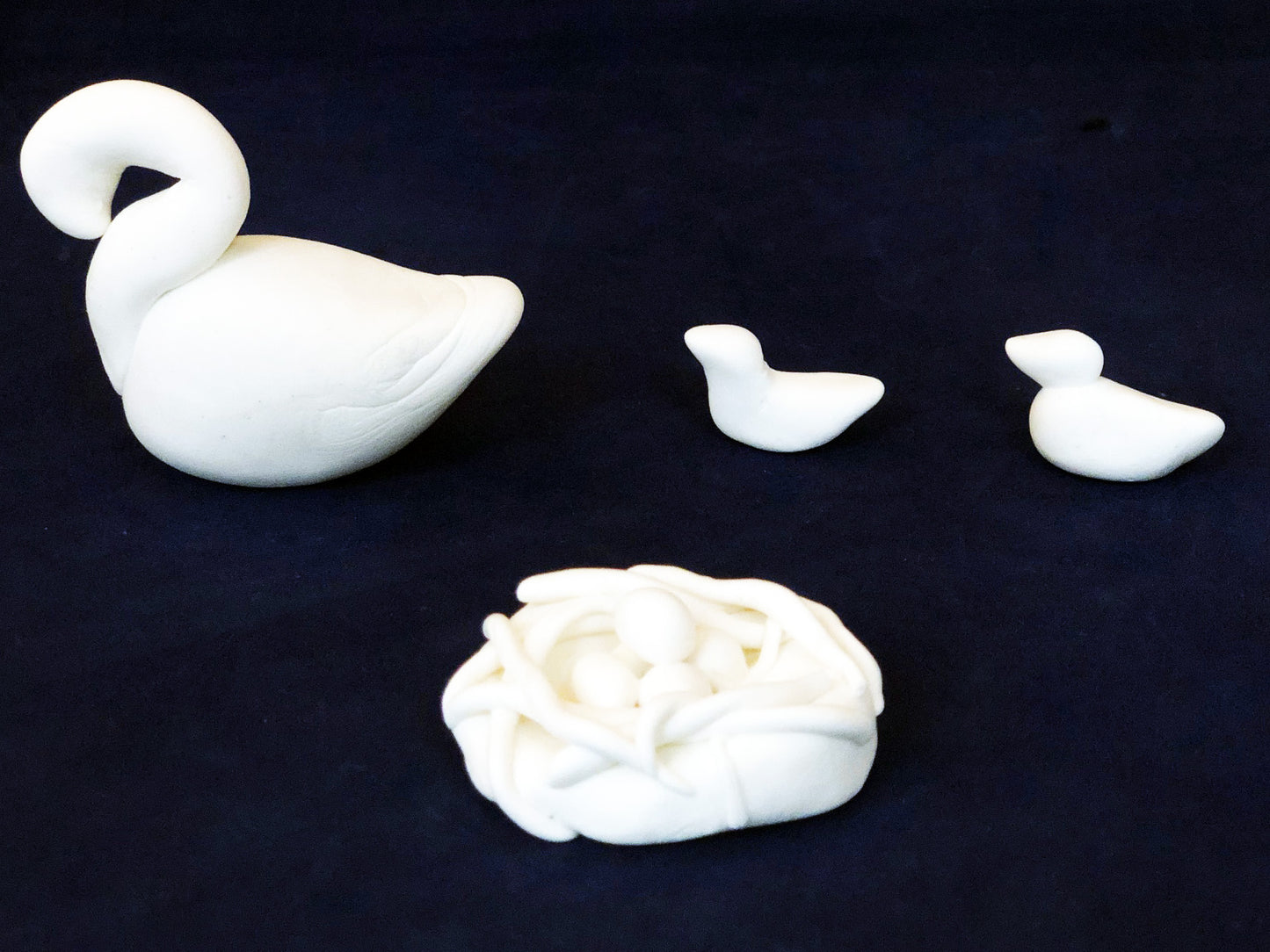 Model Magic Clay to make a Swan