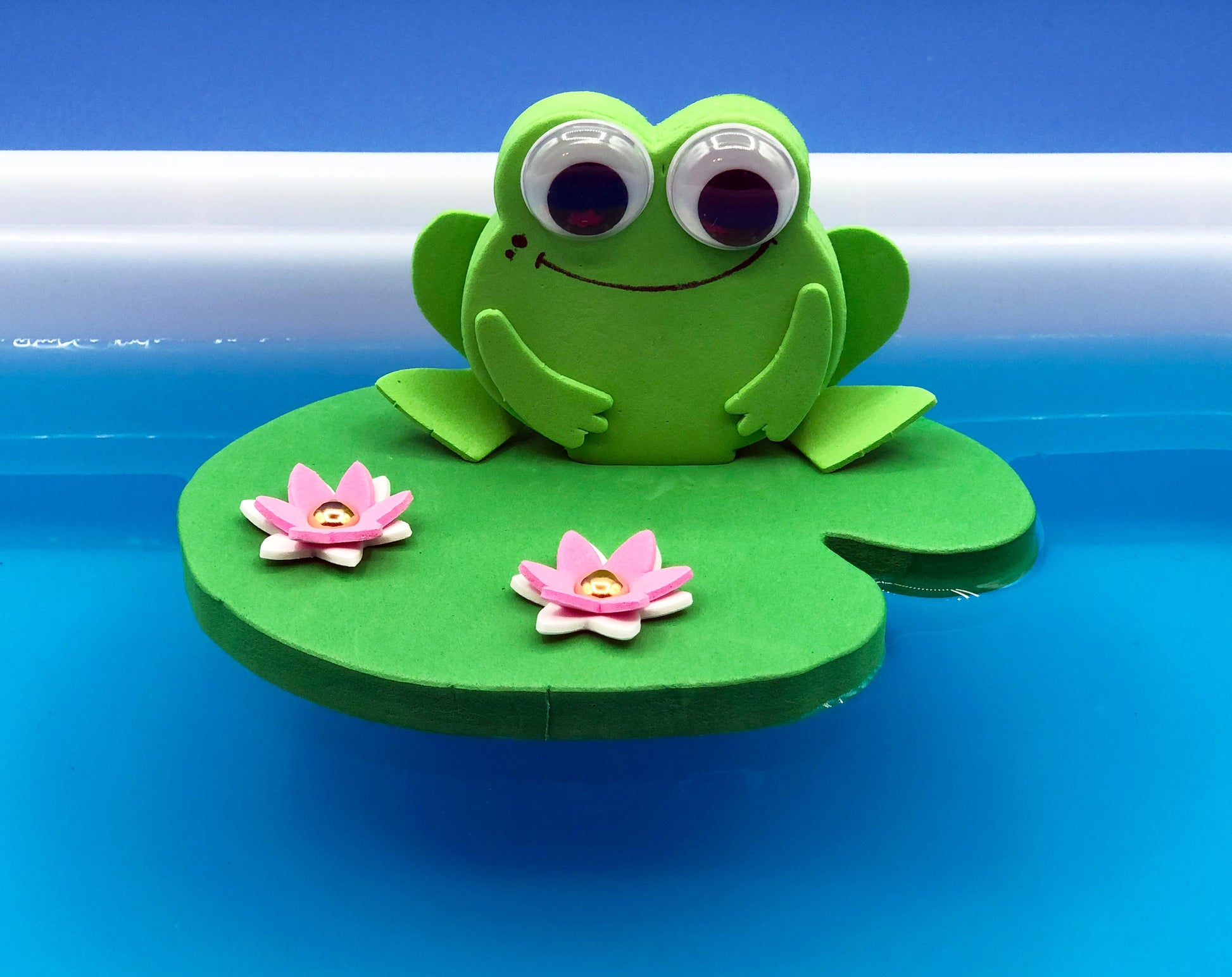 Frog Kids craft floating